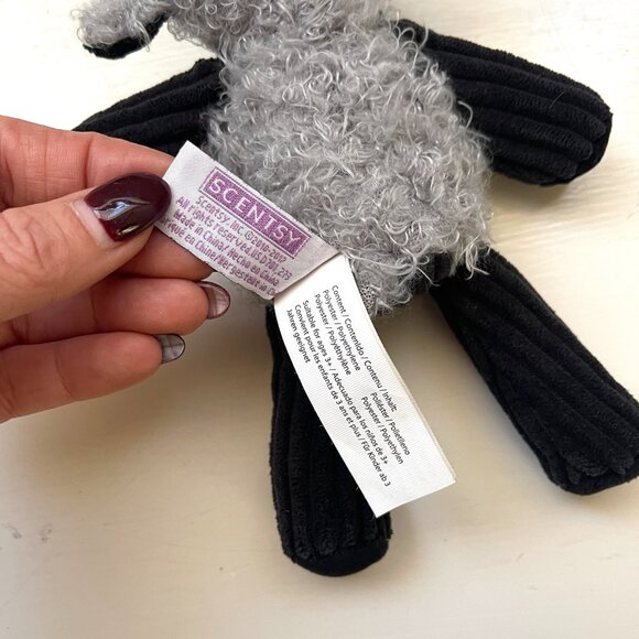 New Scentsy XL Buddy Lulu the Lamb Plush Var Key Keychain Charm Pendant 9,5" - Picture 9 of 10